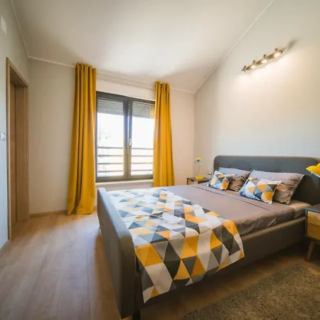 Banjole, Moderna Sa Slanim Bazenom, Blizu Plaze Villa Medulin