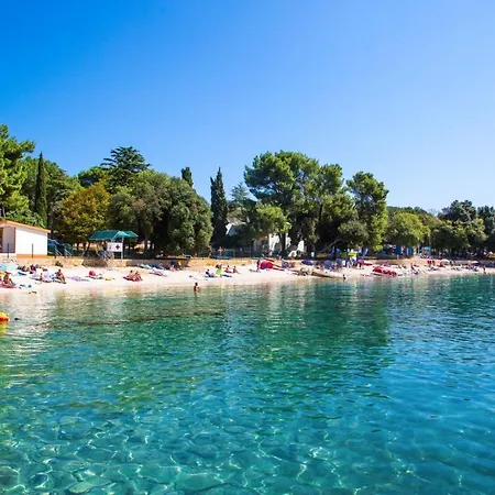Banjole, Moderna Sa Slanim Bazenom, Blizu Plaze Villa *