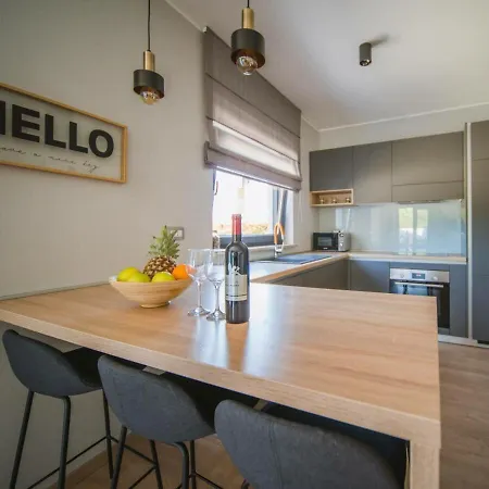 Banjole, Moderna Sa Bazenom, Blizu Plaze Villa