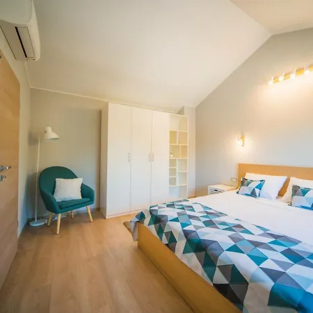 Villa Banjole, Moderna Sa Slanim Bazenom, Blizu Plaze *